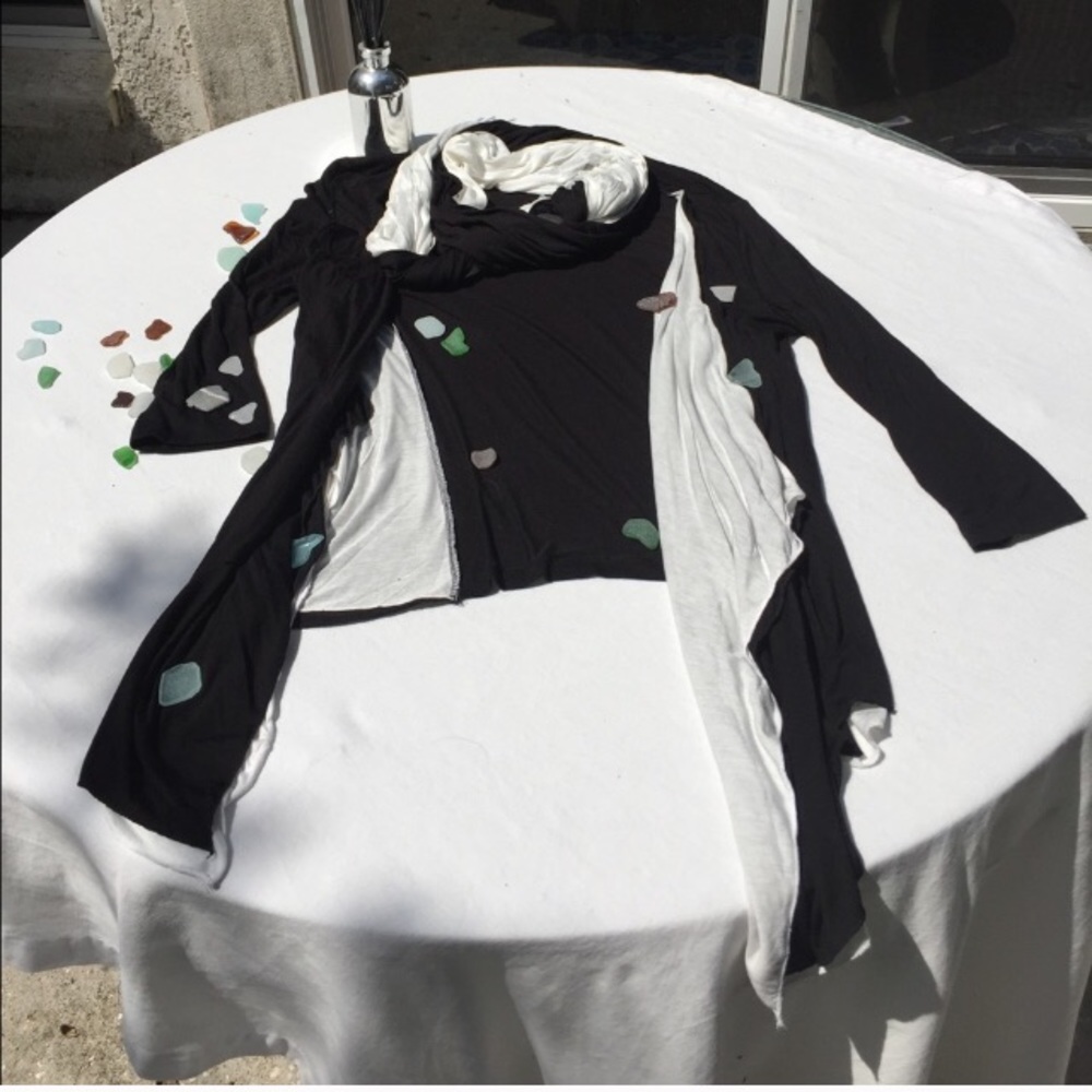 89th & Madison Black and White cardigan.